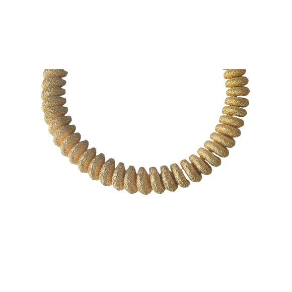 1980s Textured Gold Plate Nugget Sculptural Heavy Collar Choker Necklace - Picture 3 of 6